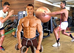 C.Ronaldo gây &#8220;bão&#8221; với loạt ảnh dầm nước đá đầy ấn tượng