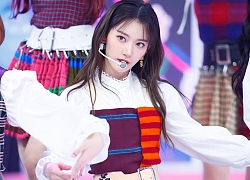 Không phải center Wonyoung, visual người Nhật của IZ*ONE mới là người "giật" spotlight khi comeback nhờ nhan sắc "lên hương", thần thái sân khấu đỉnh cao