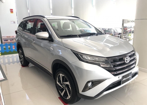 Toyota Rush phá lệ giảm giá sâu, tham vọng "vợt" khách từ Mitsubishi Xpander