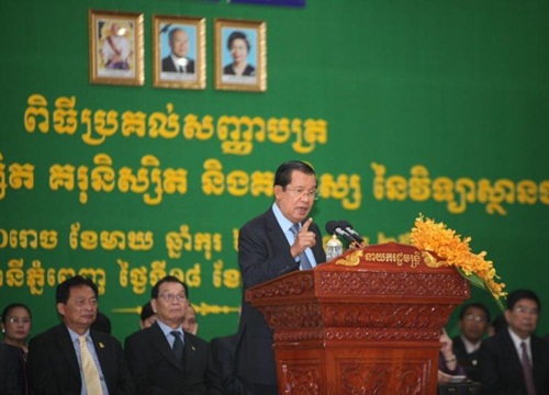 Thủ tướng Hun Sen: Sẽ xảy ra khủng hoảng nhân đạo nếu Campuchia không cho du thuyền cập cảng