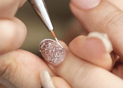 Bỏ 1,9 triệu để làm nails tại Hàn Quốc, ai cũng cho là quá đắt nhưng phản ứng của "chính chủ" mới bất ngờ