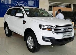 Ford Everest giảm giá 110 triệu đồng tại đại lý