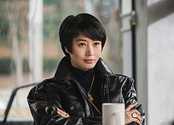 HYENA tập 2: "Linh cẩu" Kim Hye Soo lừa tình "phi công" Joo Ji Hoon chưa đã còn đi cướp luôn khách sộp, nghe mà tức á!