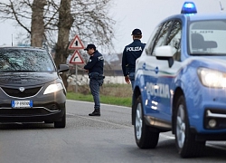 Italy chạy đua ngăn nCoV lây lan