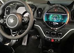 Mini Countryman phiên bản mới lần đầu lộ nội thất hoàn chỉnh với cụm đồng hồ gây chú ý