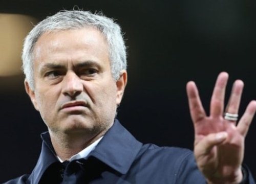 Mourinho: "Tottenham và Man Utd đều là chiếu dưới so với 1 đội bóng"