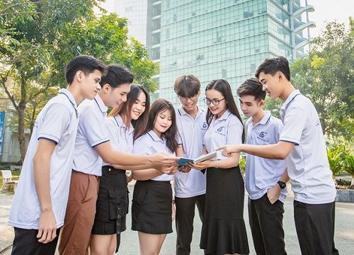 Trong mùa dịch Covid-19, trường đại học vẫn thi học kỳ từ ngày 2.3