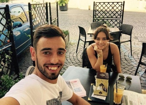 Bruno Fernandes từng chật vật 'cưa đổ' bà xã