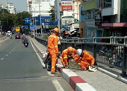 Đã sửa chữa lề cầu Calmette