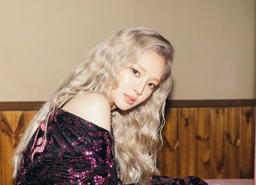 Fan trầm trồ khi biết Hyoyeon (SNSD) sở hữu căn hộ cực sang chảnh với góc nhìn ra biển