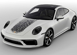 In dấu vân tay lên nắp capô Porsche 911, chủ xe tốn 8.100 USD