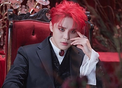 Kim Junsu đầy gợi cảm trong bộ ảnh hậu trường nhạc kịch Dracula