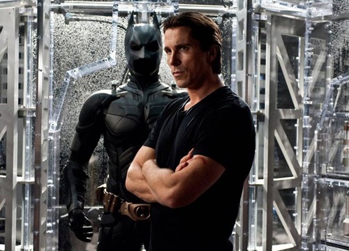 Robert Pattinson bất ngờ xuất hiện trong Batman Begin của Christian Bale