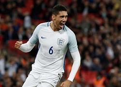 Tin HOT bóng đá sáng 26/2: Smalling không về MU, quyết đoạt suất đi EURO