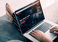 Ai cũng lo sợ virus Corona, nhưng Netflix lại như đào được mỏ vàng nhờ đại dịch này