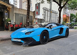 Chạm mặt hàng hiếm Lamborghini Aventador SV Coupe giữa phố thị Sài Gòn