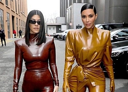 Chị em Kim Kardashian diện đồ latex bóng loáng ôm sát đường cong đẫy đà gây hoa mắt