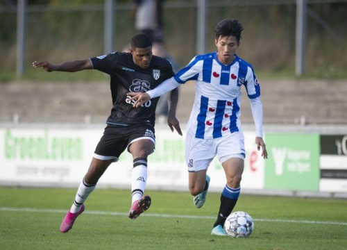 Đoàn Văn Hậu lên tiếng về chấn thương tại SC Heerenveen