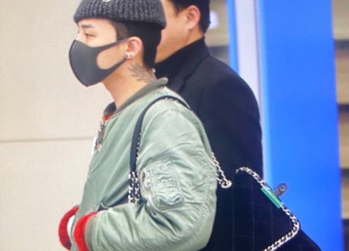 G-Dragon thích đeo túi hàng hiệu, có chiếc Hermès hơn 16.500 USD