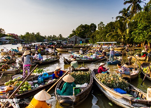 Miền Tây vẫn hút du khách