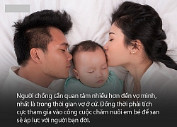 Hình ảnh ông bố trẻ đang ngủ vẫn giật mình kiểm tra xem con còn thở không khiến ai nhìn cũng đồng cảm: "Tôi cũng từng như vậy"