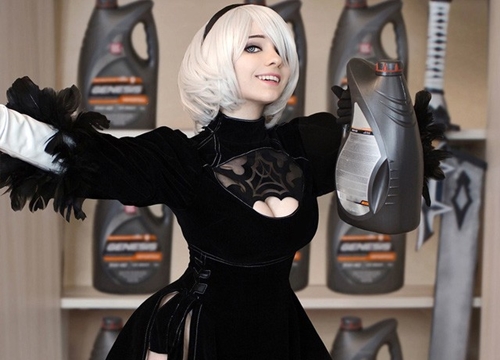 Ngắm bộ ảnh cosplay 2B đẹp "lạ" với bộ trang phục phá vỡ mọi giới hạn và "nguyên tác"