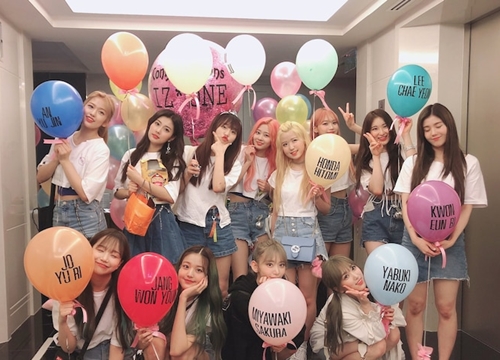 Fan phẫn nộ 'Music Bank' chèn ép, chỉ cho IZ*ONE tham gia quảng bá 'FIESTA' trên show một lần duy nhất: Đại diện ban sản xuất chính thức phản hồi