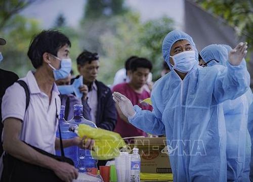 Việt Nam trở thành 'ngọn hải đăng' về ứng phó với dịch COVID-19