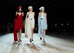 7 BST xứng danh 'BEST' của New York Fashion Week: Lọt thỏm một cái tên mới toanh từng khiến Lady Gaga bật khóc