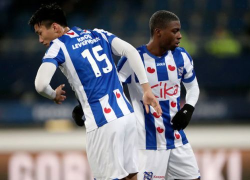 Báo Hà Lan bi quan về tương lai của Văn Hậu ở SC Heerenveen