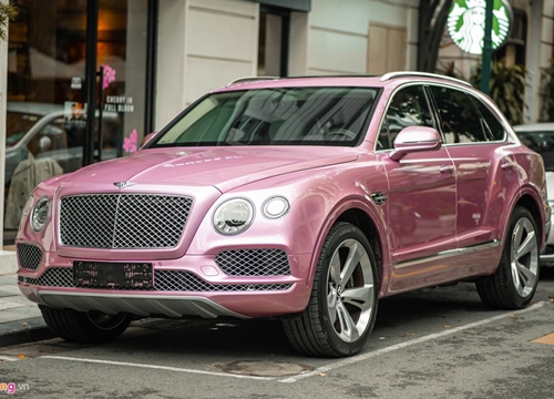 Cận cảnh Bentley Bentayga màu điệu nhất Việt Nam