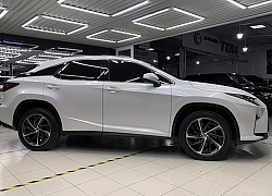 Lexus RX350 2017 hàng 'lướt' giá hơn 3,4 tỷ đồng