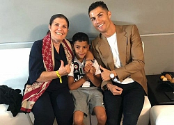 Mẹ C. Ronaldo bị đột quỵ