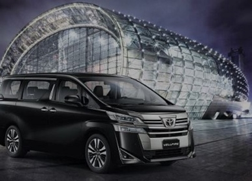 MPV Toyota Vellfire: Đối thủ xứng tầm của Mercedes-Benz V-Class