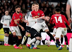 Rooney chơi máu lửa trong ngày tái ngộ Man Utd