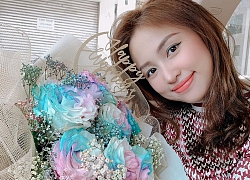 8/3 của hội hot mom: Thanh Vân Hugo khoe hoa được tặng đẹp rực rỡ, Meo Meo đeo khẩu trang "đi quẩy" cùng con trai