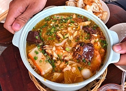 Bánh canh cua ăn nguyên nồi ở TP.HCM