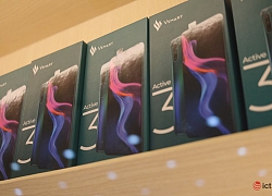 Smartphone của tỷ phú Phạm Nhật Vượng chính thức vượt Apple ở kênh bán lẻ