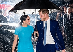 Khoảnh khắc tuyệt đẹp đi vào lịch sử của vợ chồng Meghan Markle và câu chuyện đằng sau đó