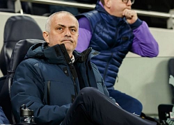 Mourinho: &#8220;Tôi sẽ cho tên lười biếng khó chịu ấy ra đi miễn phí&#8221;