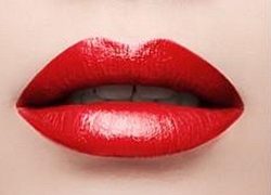 Những màu son đỏ thời thượng của phái đẹp trong dịp 8.3