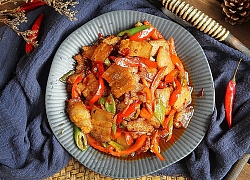 Thịt rang cháy cạnh ngon nhức nhối cho bữa tối hao cơm