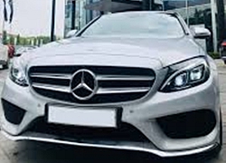 3 năm chạy 33 km, Mercedes-Benz C 300 AMG 2017 &#8216;mới nhất Việt Nam&#8217; thanh lý với giá 1,6 tỷ đồng