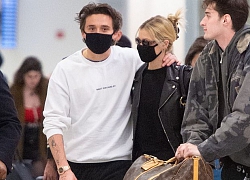 Brooklyn Beckham và bạn gái đeo khẩu trang phòng dịch Covid-19