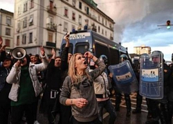 Italy phong toả đất nước vì Covid-19: Tù nhân bạo loạn, bắt lính canh làm con tin