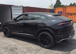 "Khui công" siêu SUV Lamborghini Urus Black Edition đầu tiên về Việt Nam trong năm 2020