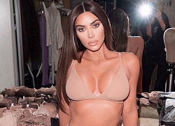 Kim Kardashian tung ảnh nội y, thân hình 'đồng hồ cát' hút mắt