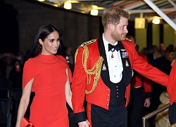 Meghan Markle trở lại London với những bộ cánh "gây thương nhớ"