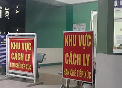 Một hành khách Anh trên chuyến bay VN54 tự giác lái xe máy đến khu cách ly, vợ và 2 con cũng được cách ly