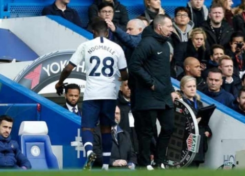 Mourinho: "Cậu ấy nên vui, rất vui vì bị tôi chỉ trích"